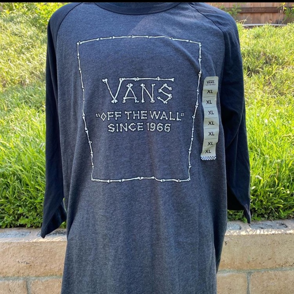 NEW Vans baseball tee